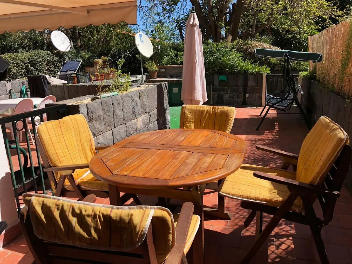Andrew'S Apartment - Mulinia Residence أتشيريالي 0*,  إيطاليا