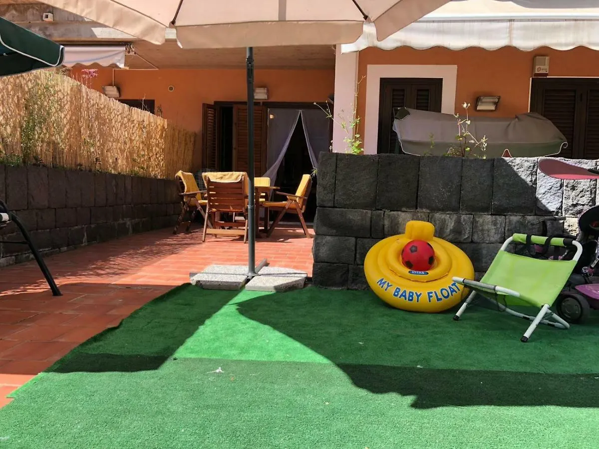 Andrew'S Apartment - Mulinia Residence أتشيريالي 0*,